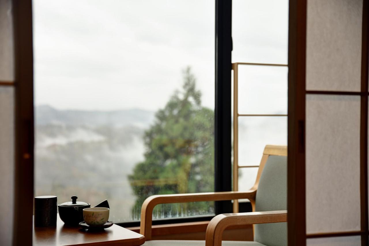 Unkai Hotel Tokamachi Bagian luar foto