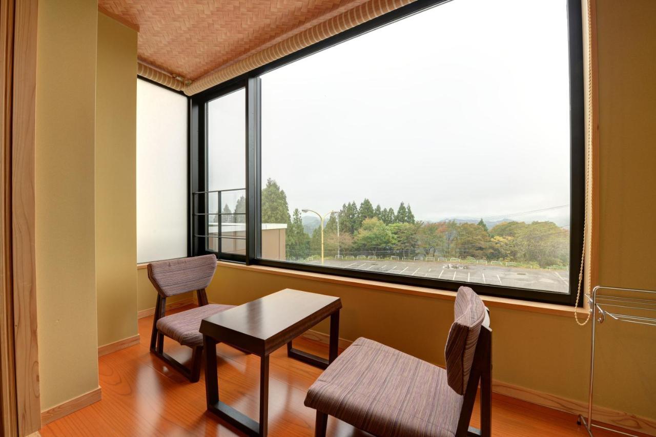 Unkai Hotel Tokamachi Bagian luar foto